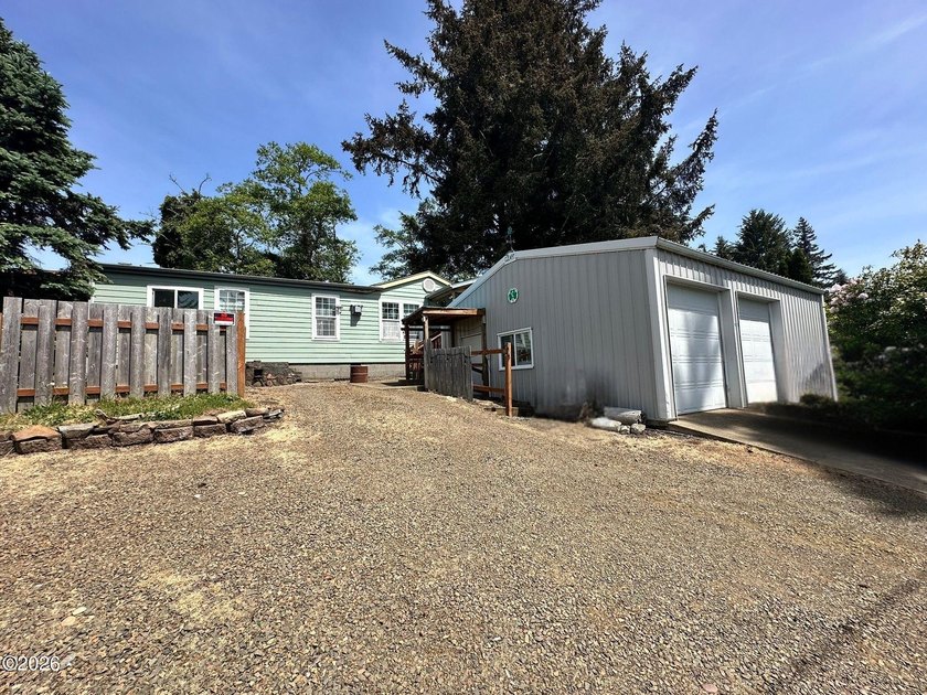 Lakeview doublewide manufactured home on 2 tax lots in Neotsu - Beach Home for sale in Neotsu, Oregon on Beachhouse.com