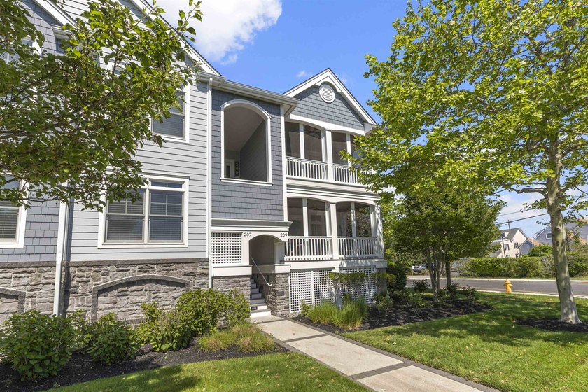 Welcome to your turnkey 3-bedroom, 2-bathroom condo located in - Beach Condo for sale in Cape May, New Jersey on Beachhouse.com