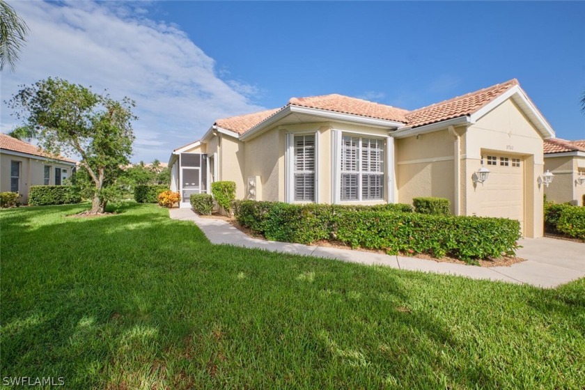 Very desirable 2 bedroom plus den attached villa located in - Beach Home for sale in Fort Myers, Florida on Beachhouse.com