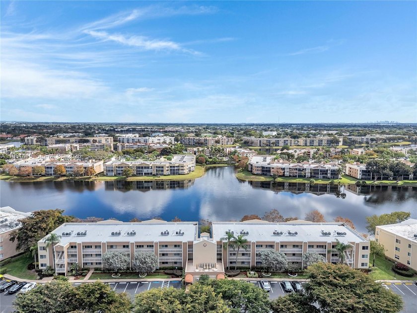 Come see this beautifully updated, immaculate and desirable - Beach Condo for sale in Tamarac, Florida on Beachhouse.com
