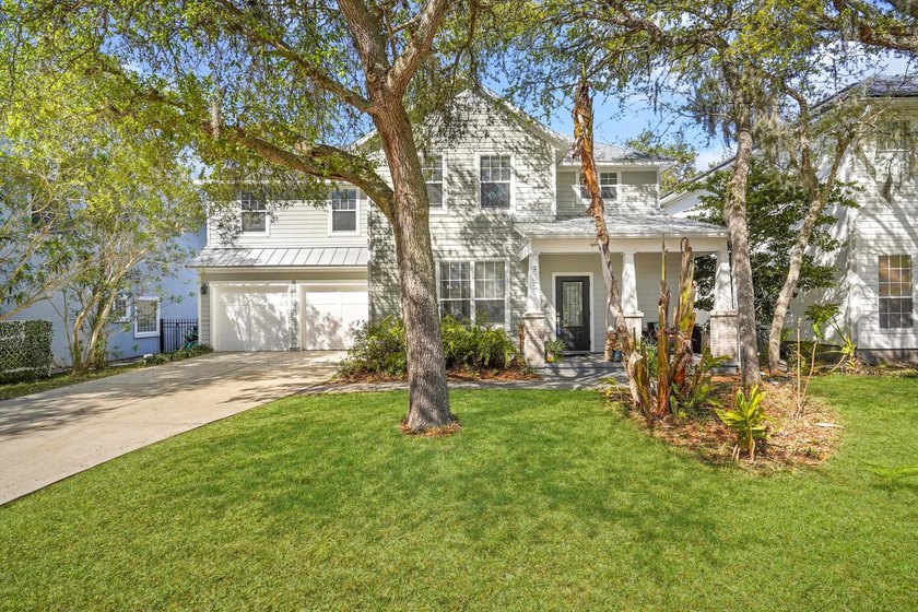 Rare 5 Bedroom And 4 And A Half Bathroom Home In Highly Desured - Beach Home for sale in St Augustine, Florida on Beachhouse.com