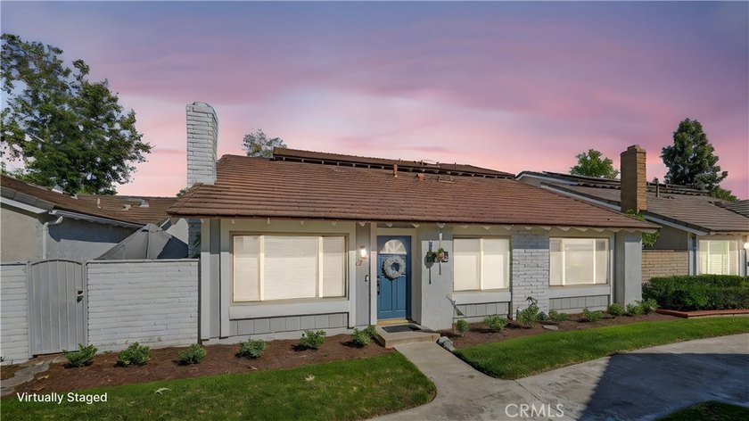 Welcome to a gorgeous residence nestled within one of Orange - Beach Home for sale in Santa Ana, California on Beachhouse.com