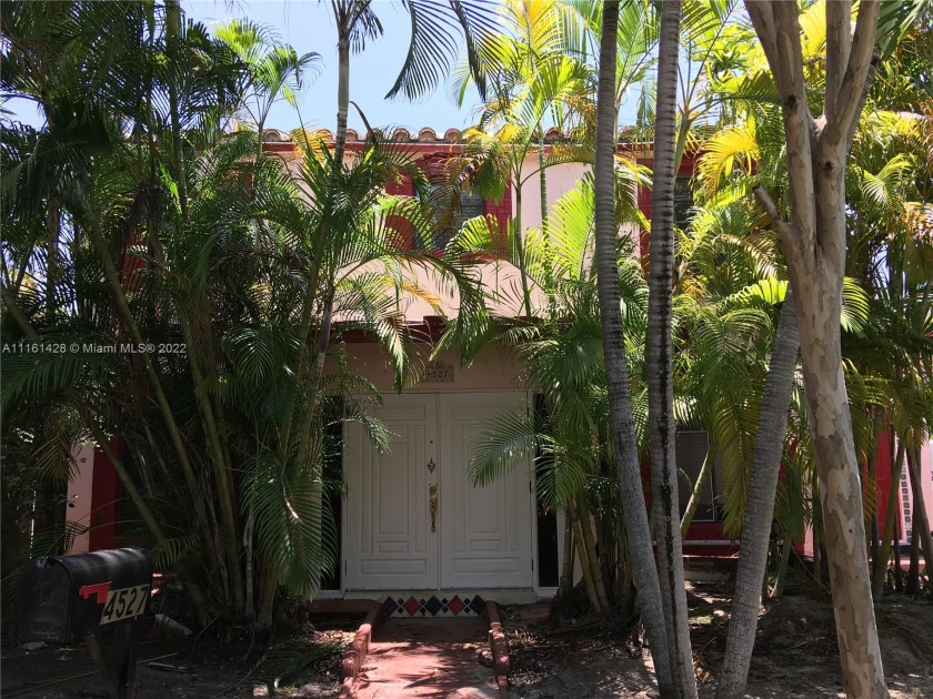 This 2600 sf old Spanish home was built in 1924 and is located - Beach Home for sale in Miami Beach, Florida on Beachhouse.com