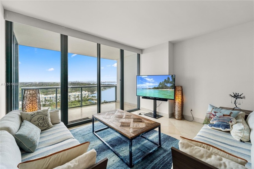 Beautiful unit COMPLETELY RENOVATED to the highest standards - Beach Condo for sale in Miami, Florida on Beachhouse.com