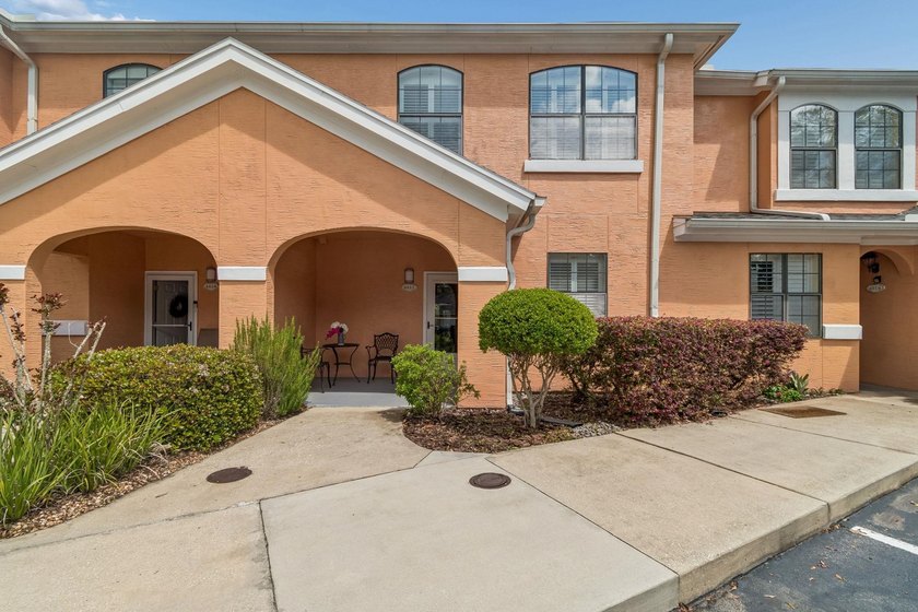 Beautifully Updated 3br/2.5ba Townhome-style Condo Offering 1 - Beach Condo for sale in St Augustine, Florida on Beachhouse.com
