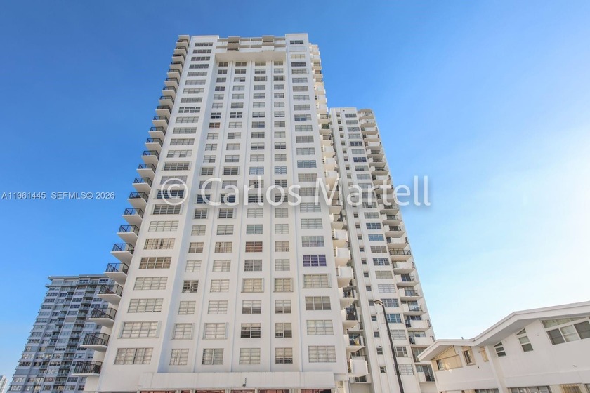 Beautiful 1-bedroom, 1.5-bath unit with a convenient half bath - Beach Condo for sale in Aventura, Florida on Beachhouse.com