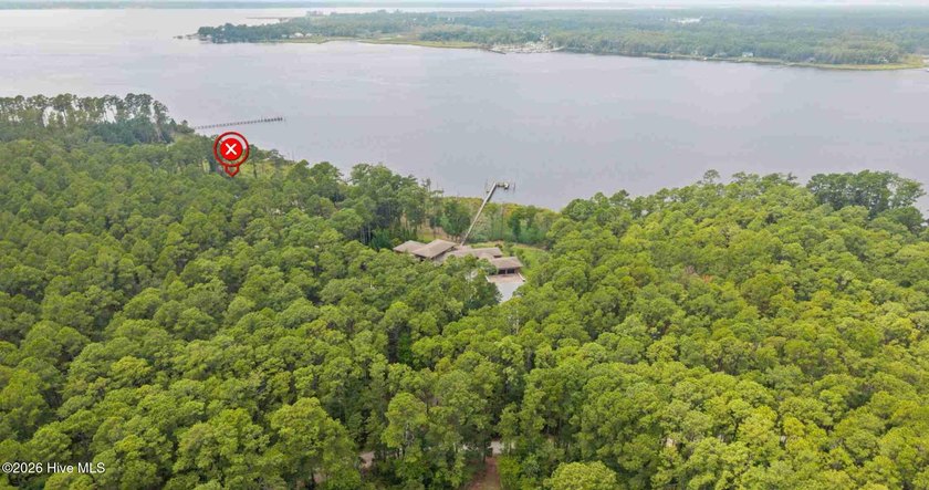 A private waterfront neighbourhood on Upper Broad Creek has a - Beach Acreage for sale in New Bern, North Carolina on Beachhouse.com