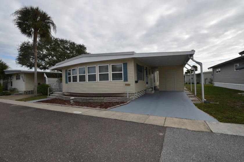 This truly move-in ready home offers 2 bedrooms with 2 full - Beach Home for sale in Largo, Florida on Beachhouse.com