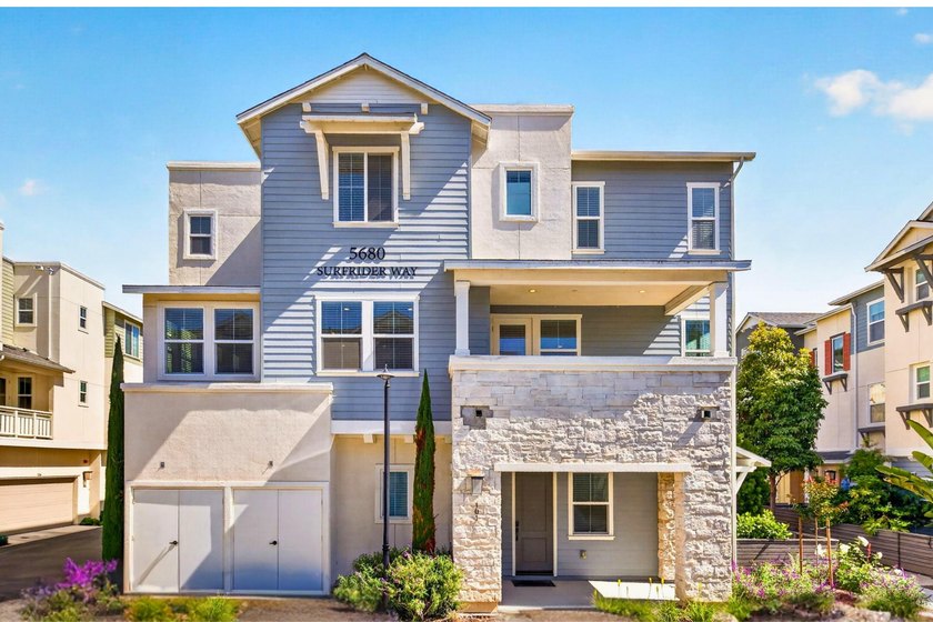 Welcome to Winslowe Collection - a contemporary end-unit - Beach Condo for sale in Goleta, California on Beachhouse.com