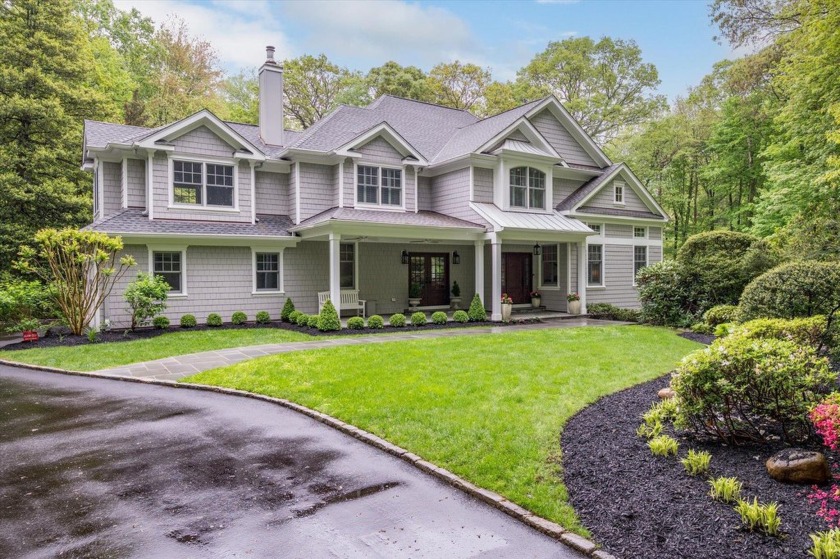 Magnificent 4-bedroom, 3.55 bath Colonial, set on 2.07 acres of - Beach Home for sale in Cold Spring Harbor, New York on Beachhouse.com