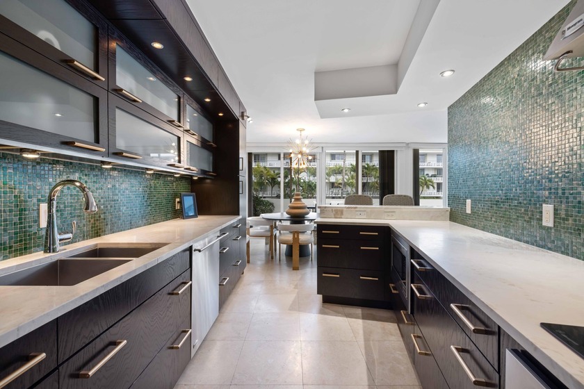 2BR/2.5 BA turn-key in-town condo with deeded beach access and a - Beach Condo for sale in Palm Beach, Florida on Beachhouse.com