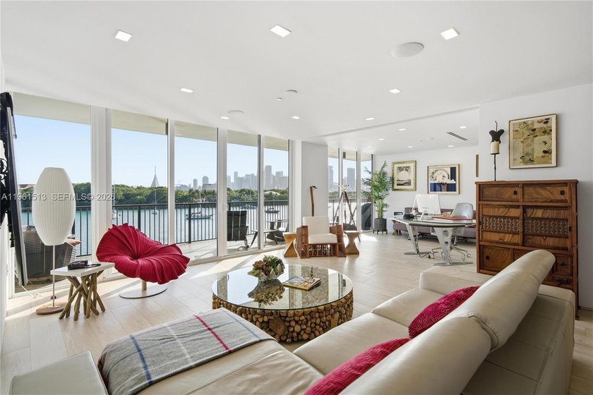 Spectacular views of Biscayne Bay & the downtown skyline from - Beach Condo for sale in Miami Beach, Florida on Beachhouse.com