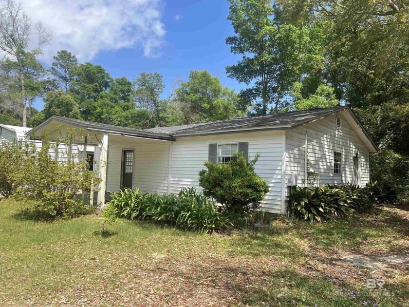 Looking for a fixer-upper home that you can add your unique - Beach Home for sale in Lillian, Alabama on Beachhouse.com