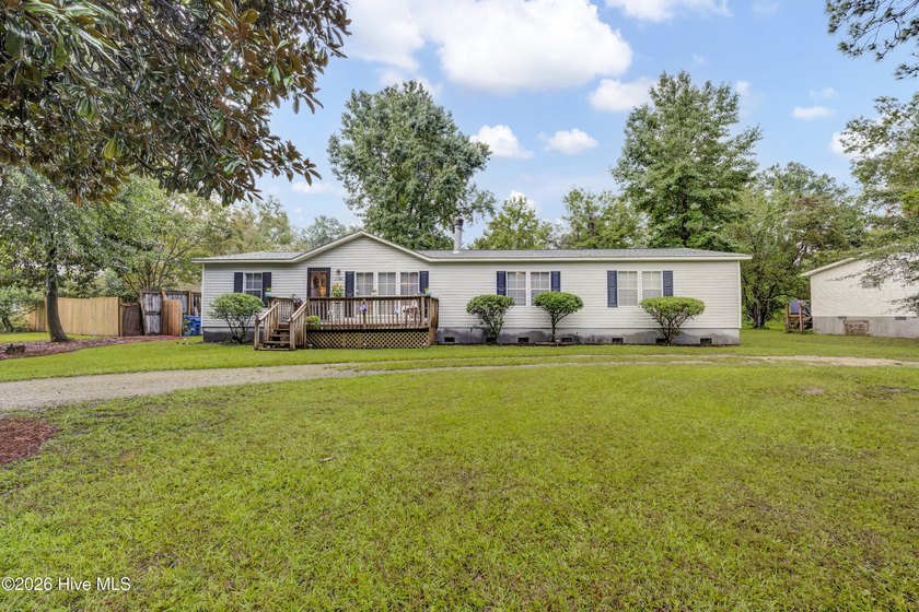 From morning walks at Greenfield Lake Park to sunset concerts at - Beach Home for sale in Wilmington, North Carolina on Beachhouse.com