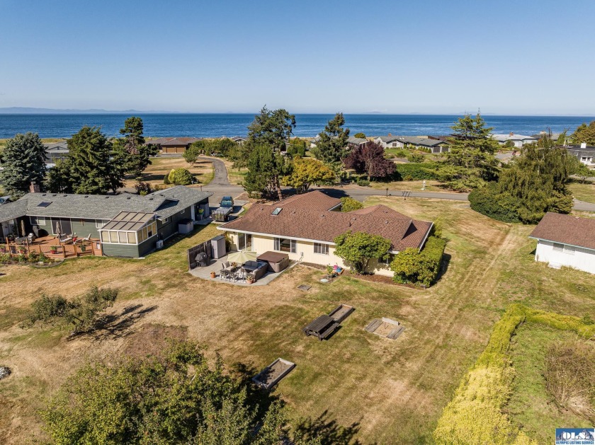 If you're looking for the quintessential NW lifestyle, you will - Beach Home for sale in Port Angeles, Washington on Beachhouse.com