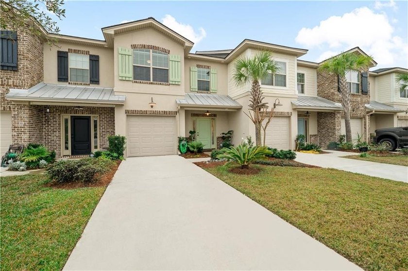 Location, location, location right across from the pool - Beach Townhome/Townhouse for sale in Saint Simons, Georgia on Beachhouse.com