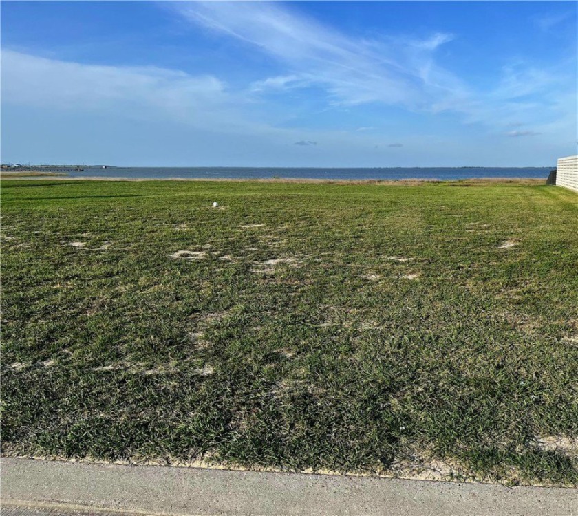 *** Spooktacular Sale !*** Now is an opportunity to build a - Beach Lot for sale in Rockport, Texas on Beachhouse.com