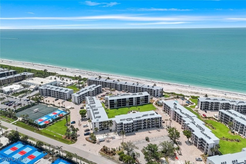 Welcome to Sundial West H-110 - a stunning 1-bedroom, 1-bath - Beach Condo for sale in Sanibel, Florida on Beachhouse.com