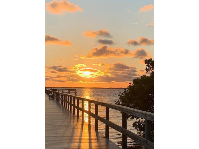 METICULOUSLY MAINTAINED 2 BEDROOM VILLA. END UNIT IN A PREMIER - Beach Home for sale in Palmetto, Florida on Beachhouse.com