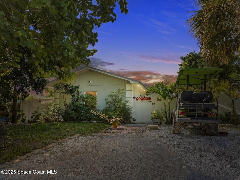 Welcome to 1435 17th Ct SW in beautiful Vero Beach! This - Beach Home for sale in Vero Beach, Florida on Beachhouse.com