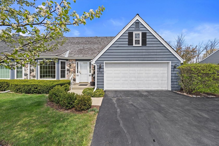 Tucked at the back of Concord Place, this well-maintained condo - Beach Condo for sale in Mequon, Wisconsin on Beachhouse.com