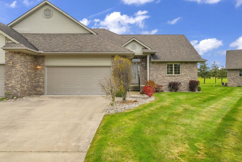 Charming, relaxing home on the 7th Fairway of Lakeview Hills - Beach Home for sale in Lexington, Michigan on Beachhouse.com