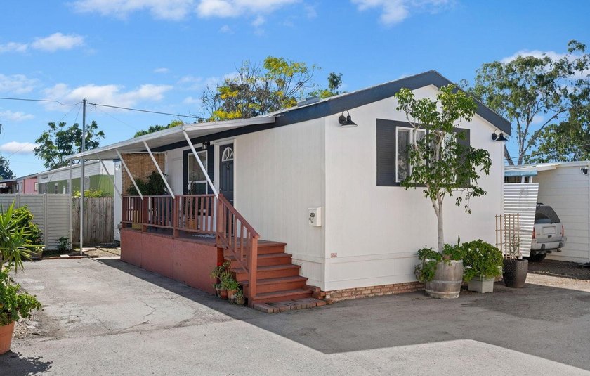 Beautiful Updated Home in Old Town Goleta. 2 miles from Goleta - Beach Home for sale in Goleta, California on Beachhouse.com