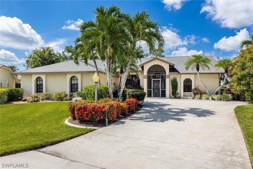 Nestled on a spacious cul-de-sac lot in the heart of Fort Myers - Beach Home for sale in Fort Myers, Florida on Beachhouse.com