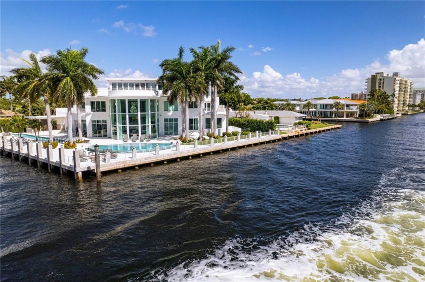 WATCH THE VIRTUAL TOUR. Modern masterpiece with bespoke details - Beach Home for sale in Fort Lauderdale, Florida on Beachhouse.com