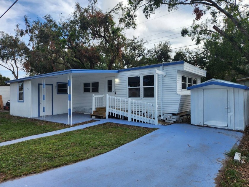 This 1 bed 1 bath home is located in Orange Lake an All Age - Beach Home for sale in Largo, Florida on Beachhouse.com