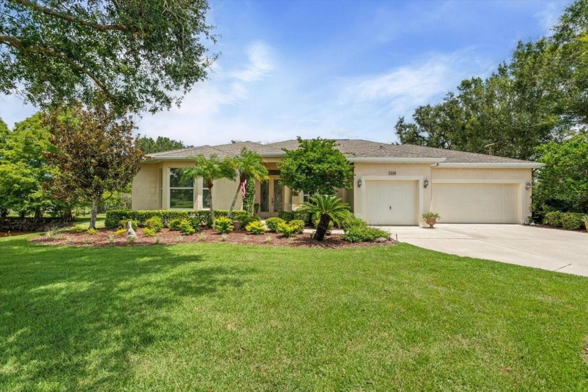 Nestled on over an acre of beautifully manicured and mature - Beach Home for sale in Sarasota, Florida on Beachhouse.com