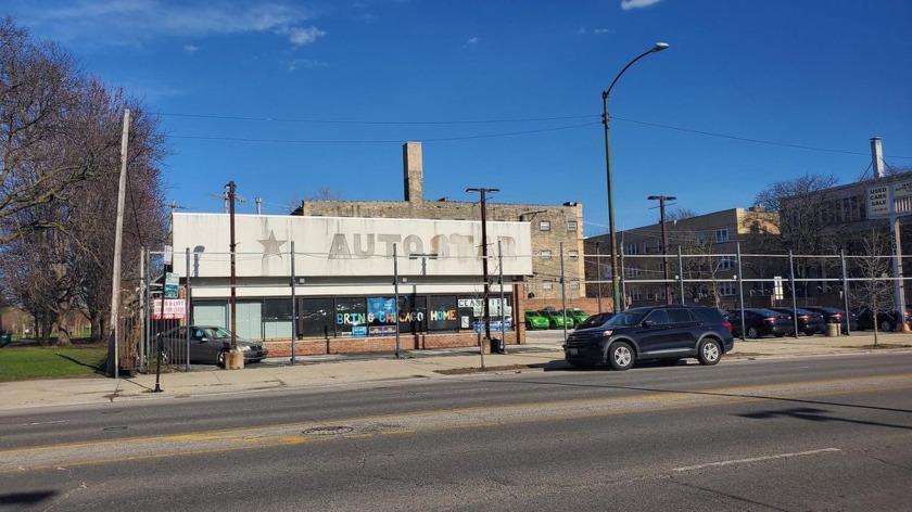 Free standing Auto vehicle related building on Western Ave., at - Beach Commercial for sale in Chicago, Illinois on Beachhouse.com