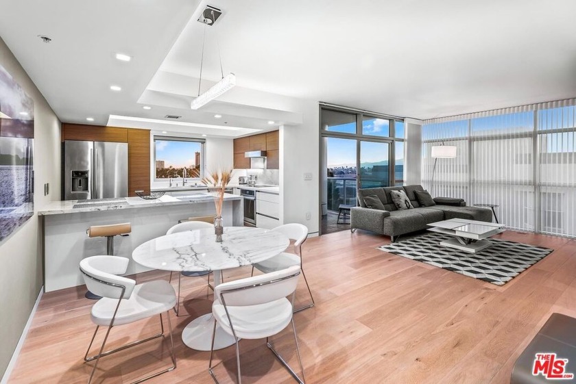 ** Also offered fully furnished at $6,986 per month ** - Beach Condo for sale in Marina Del Rey, California on Beachhouse.com