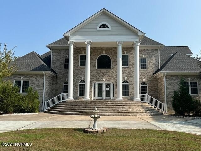 This beautiful estate is located in a gated community that has - Beach Home for sale in Hertford, North Carolina on Beachhouse.com