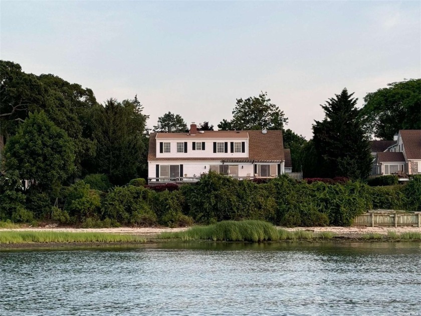 Welcome To 1745 N Parish Dr - A Coastal Gem On One Of Southold's - Beach Home for sale in Southold, New York on Beachhouse.com