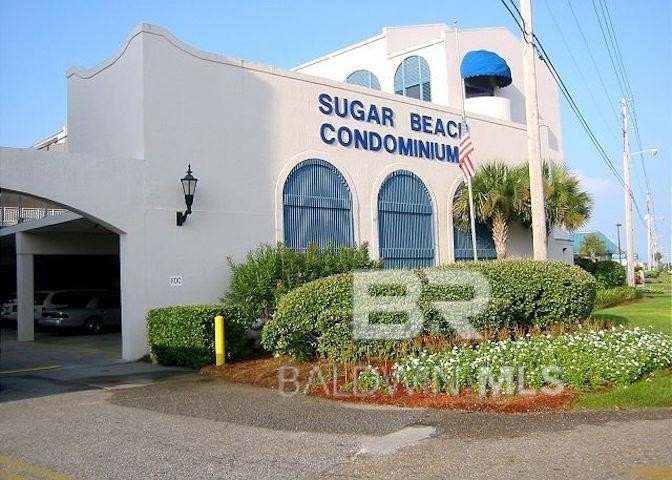 Welcome to your beachside retreat at Sugar Beach Condos! Nestled - Beach Home for sale in Orange Beach, Alabama on Beachhouse.com