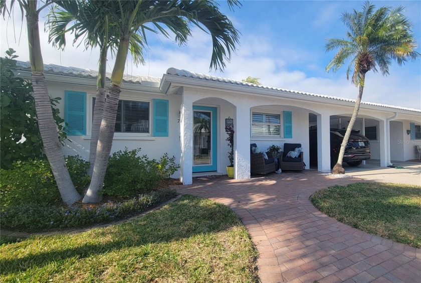 Welcome to Spanish Main Yacht Club, an active-adult community - Beach Home for sale in Longboat Key, Florida on Beachhouse.com
