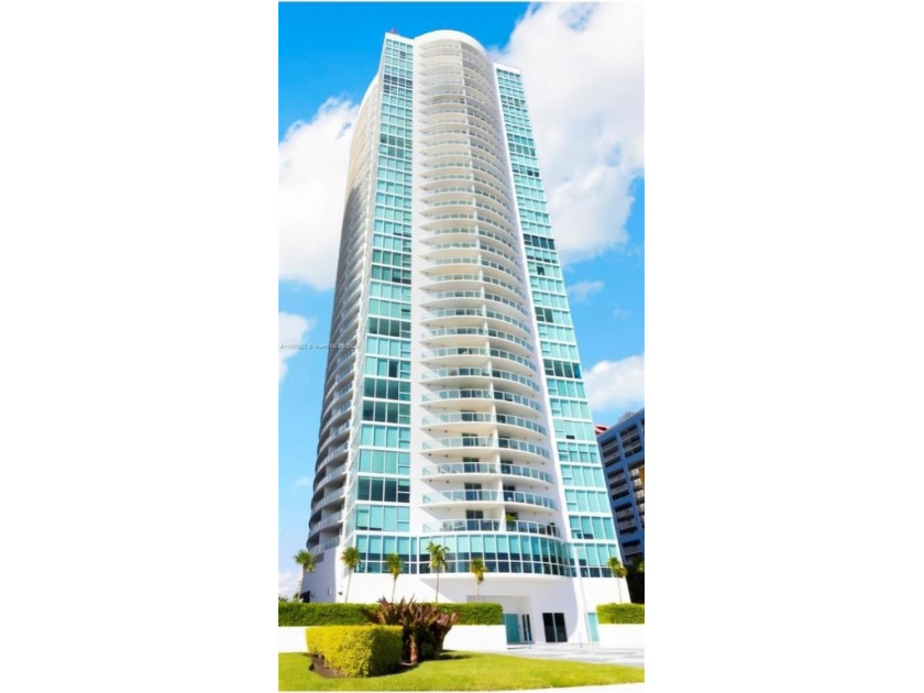 Amazing and Beautiful 2 Bedroom 2 Bathroom condo with - Beach Condo for sale in Miami, Florida on Beachhouse.com