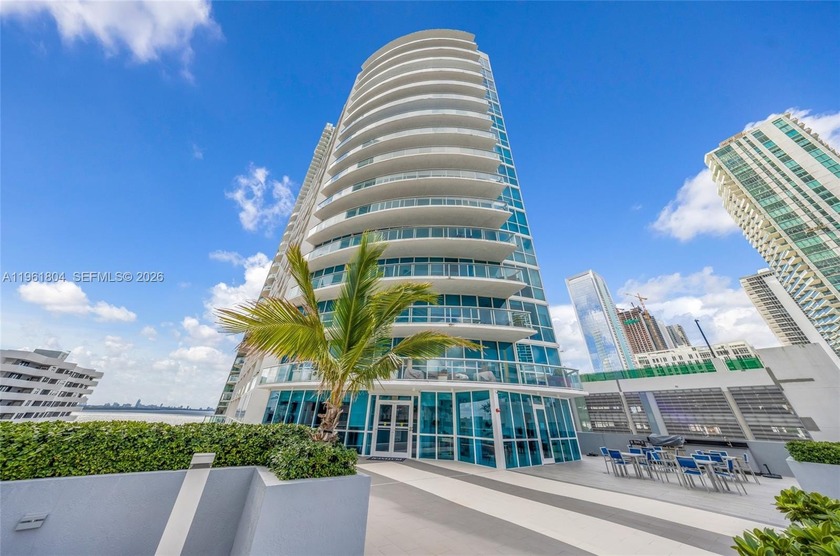 Best Line in the Building | Stunning Bay & Skyline Views! - Beach Condo for sale in Miami, Florida on Beachhouse.com