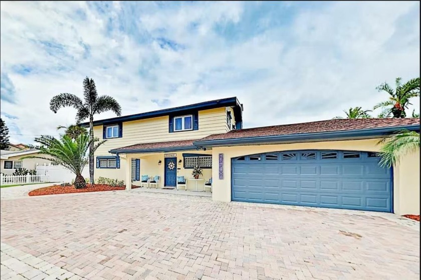 Stunning Waterfront Oasis , Completely furnished !! Brand New - Beach Home for sale in Palm Harbor, Florida on Beachhouse.com