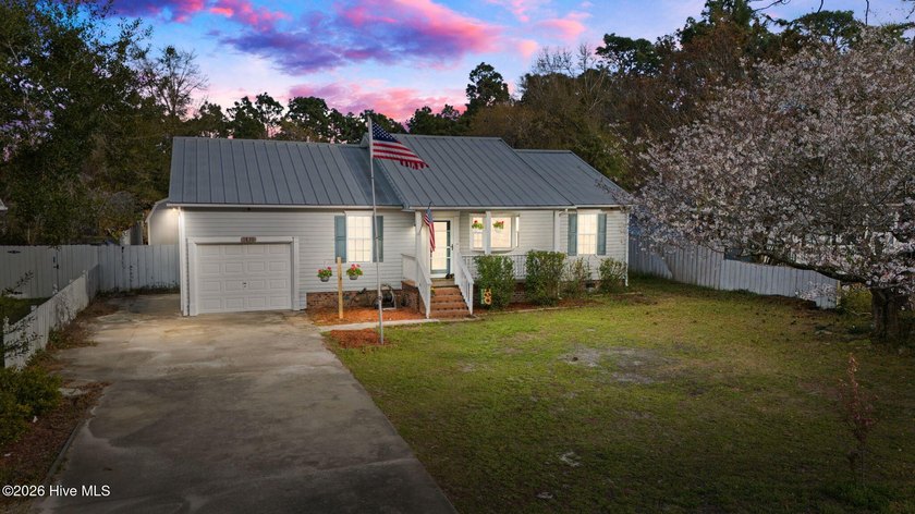 Welcome to 1830 E Boiling Spring Lakes Rd in Southport, NC--a - Beach Home for sale in Southport, North Carolina on Beachhouse.com