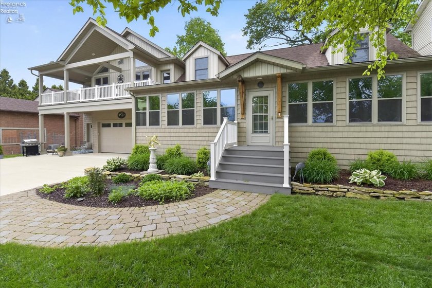 The Ultimate Lakeside Cottage: A One-of-a-Kind architectural - Beach Home for sale in Lakeside, Ohio on Beachhouse.com
