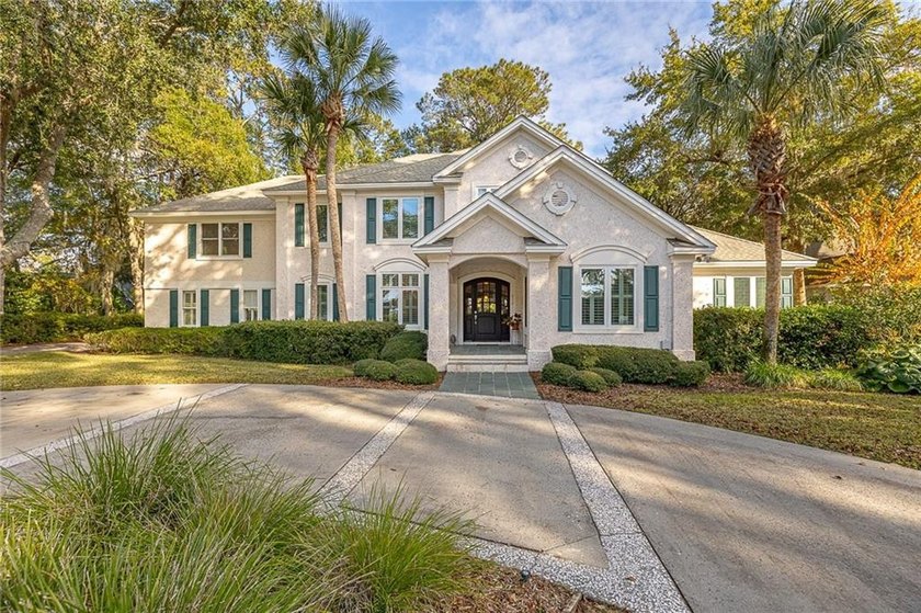 Exceptionally well-maintained and thoughtfully renovated, this - Beach Home for sale in Saint Simons, Georgia on Beachhouse.com