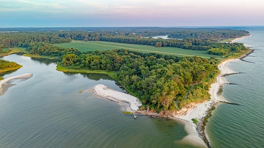 900ft of Chesapeake Bay frontage doesn't even begin to describe - Beach Acreage for sale in Cape Charles, Virginia on Beachhouse.com