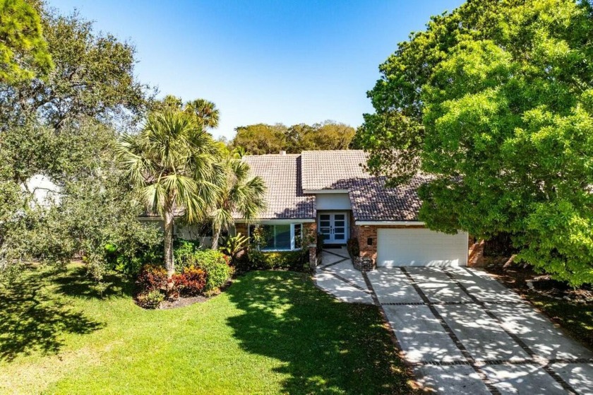 This beautifully renovated, waterfront 4-bedroom, 2 1/2-bath - Beach Home for sale in Delray Beach, Florida on Beachhouse.com