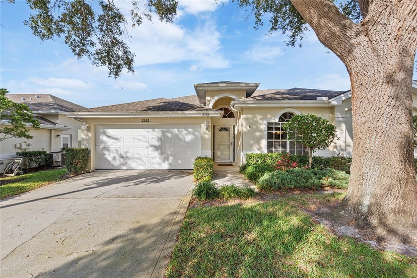 Welcome to this beautifully maintained 3-bedroom, 2-bath villa - Beach Home for sale in Dunedin, Florida on Beachhouse.com