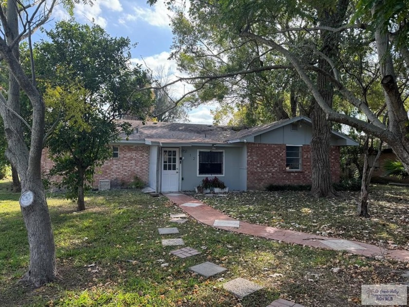 Centrally located and nestled in a quiet area overlooking the - Beach Home for sale in Brownsville, Texas on Beachhouse.com