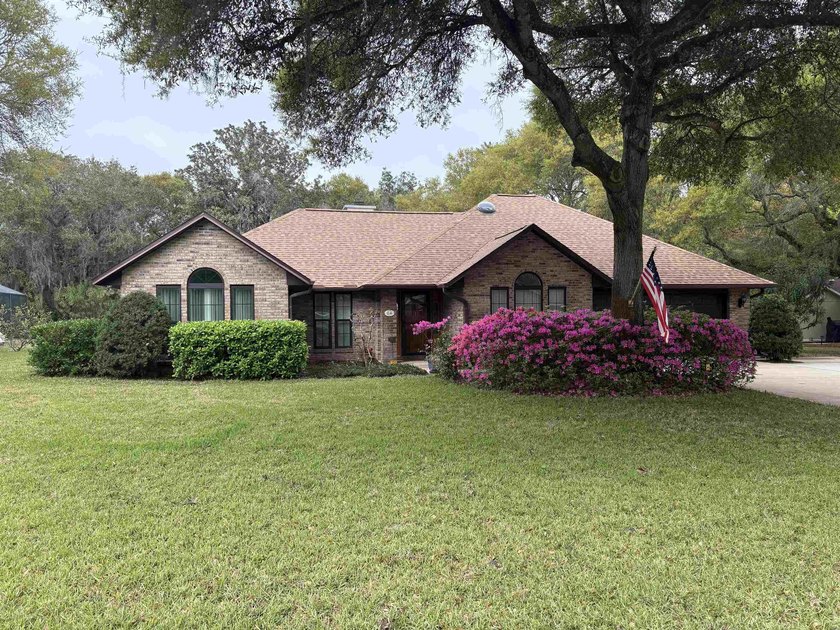 Discover Your Slice Of Coastal Paradise On Anastasia Island! - Beach Home for sale in St Augustine, Florida on Beachhouse.com