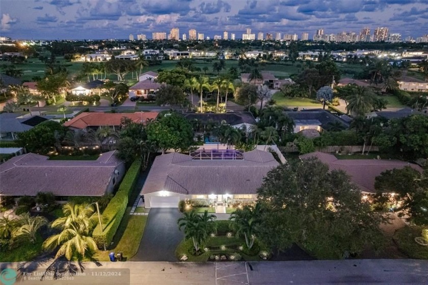 Experience the elegance of living in this expansive home - Beach Home for sale in Fort Lauderdale, Florida on Beachhouse.com