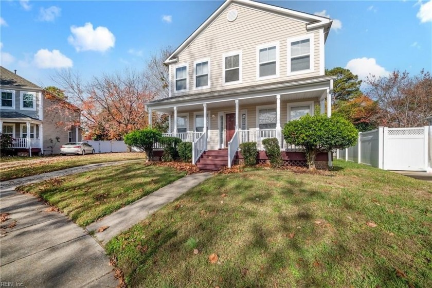 This beautiful 3-bedroom, 2.5-bath home with a bonus room is - Beach Home for sale in Hampton, Virginia on Beachhouse.com